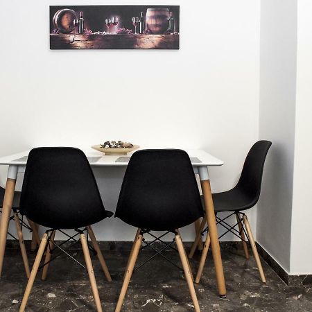 Modern Flat, Vibrant And Excellent Spot!! Leilighet Athen Eksteriør bilde
